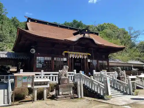 手力雄神社の本殿