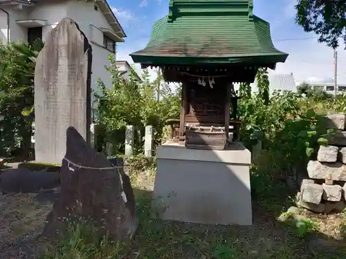 雷電神社の末社