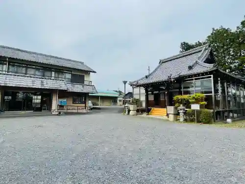 補陀落寺の{uncategorized: "未分類", other: "その他", undefined: "問題あり", building: "その他建物", grave: "お墓", sacred_gate: "鳥居", guardian: "狛犬", statue: "像", buddha: "仏像", history: "歴史", nature: "自然", garden: "庭園", animal: "動物", pagoda: "塔", temizu: "手水舎", mountain_gate: "山門・神門", sanctuary: "本殿・本堂", subordinate: "末社・摂社", art: "芸術", scenery: "景色", jizo: "地蔵", ema: "絵馬", goshuin: "御朱印", omikuji: "おみくじ", items: "授与品その他", amulet: "お守り", goshuincho: "御朱印帳", eats: "食事", festival: "お祭り", votive_dance: "神楽", shichigosan: "七五三参", wedding: "結婚式", experience: "体験その他", initially: "初詣", around: "周辺", anti_infection: "感染症対策"}