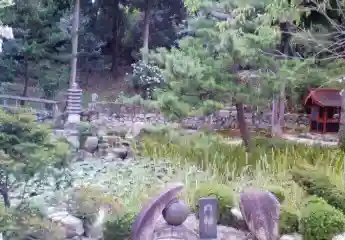 興徳寺の庭園