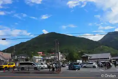 伊和神社の周辺