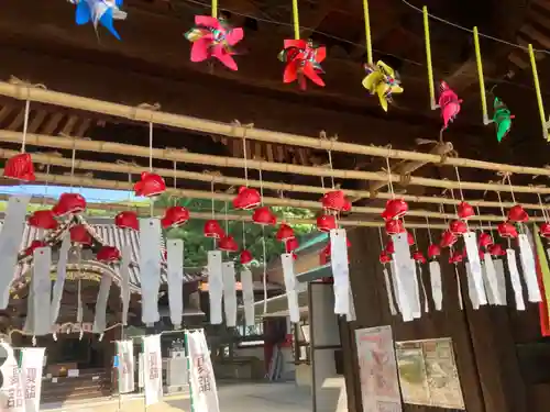 三津厳島神社の山門