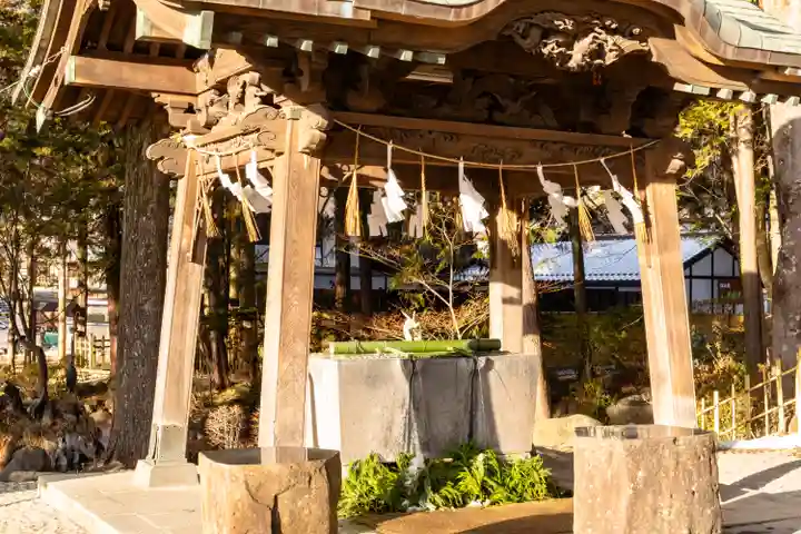 諏訪大社下社秋宮(長野県)