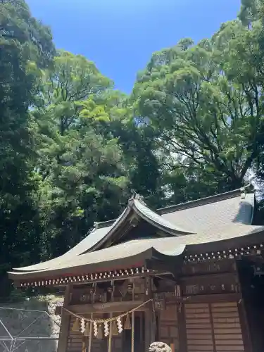 五所神社の{uncategorized: "未分類", other: "その他", undefined: "問題あり", building: "その他建物", grave: "お墓", sacred_gate: "鳥居", guardian: "狛犬", statue: "像", buddha: "仏像", history: "歴史", nature: "自然", garden: "庭園", animal: "動物", pagoda: "塔", temizu: "手水舎", mountain_gate: "山門・神門", sanctuary: "本殿・本堂", subordinate: "末社・摂社", art: "芸術", scenery: "景色", jizo: "地蔵", ema: "絵馬", goshuin: "御朱印", omikuji: "おみくじ", items: "授与品その他", amulet: "お守り", goshuincho: "御朱印帳", eats: "食事", festival: "お祭り", votive_dance: "神楽", shichigosan: "七五三参", wedding: "結婚式", experience: "体験その他", initially: "初詣", around: "周辺", anti_infection: "感染症対策"}