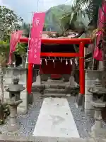 大木戸稲荷神社の{uncategorized: "未分類", other: "その他", undefined: "問題あり", building: "その他建物", grave: "お墓", sacred_gate: "鳥居", guardian: "狛犬", statue: "像", buddha: "仏像", history: "歴史", nature: "自然", garden: "庭園", animal: "動物", pagoda: "塔", temizu: "手水舎", mountain_gate: "山門・神門", sanctuary: "本殿・本堂", subordinate: "末社・摂社", art: "芸術", scenery: "景色", jizo: "地蔵", ema: "絵馬", goshuin: "御朱印", omikuji: "おみくじ", items: "授与品その他", amulet: "お守り", goshuincho: "御朱印帳", eats: "食事", festival: "お祭り", votive_dance: "神楽", shichigosan: "七五三参", wedding: "結婚式", experience: "体験その他", initially: "初詣", around: "周辺", anti_infection: "感染症対策"}