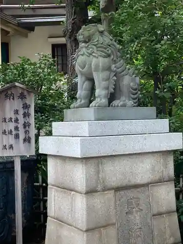 榊神社の狛犬