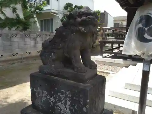 白山神社の狛犬