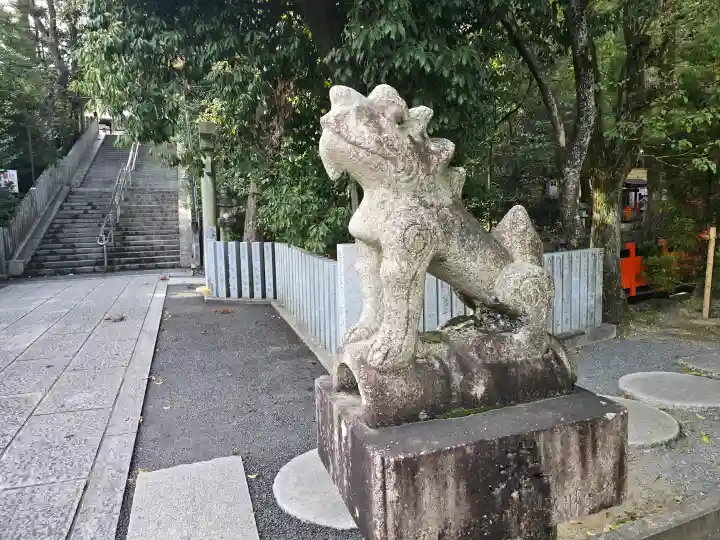 (山田)伊射奈岐神社の{uncategorized: "未分類", other: "その他", undefined: "問題あり", building: "その他建物", grave: "お墓", sacred_gate: "鳥居", guardian: "狛犬", statue: "像", buddha: "仏像", history: "歴史", nature: "自然", garden: "庭園", animal: "動物", pagoda: "塔", temizu: "手水舎", mountain_gate: "山門・神門", sanctuary: "本殿・本堂", subordinate: "末社・摂社", art: "芸術", scenery: "景色", jizo: "地蔵", ema: "絵馬", goshuin: "御朱印", omikuji: "おみくじ", items: "授与品その他", amulet: "お守り", goshuincho: "御朱印帳", eats: "食事", festival: "お祭り", votive_dance: "神楽", shichigosan: "七五三参", wedding: "結婚式", experience: "体験その他", initially: "初詣", around: "周辺", anti_infection: "感染症対策"}