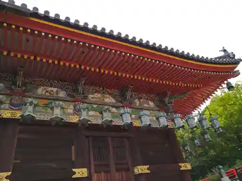 中山寺の本殿・本堂