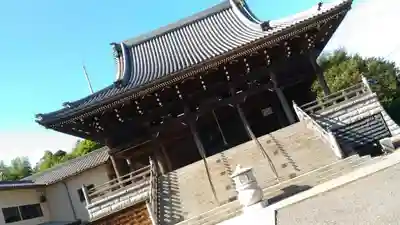 金蔵寺の本殿・本堂