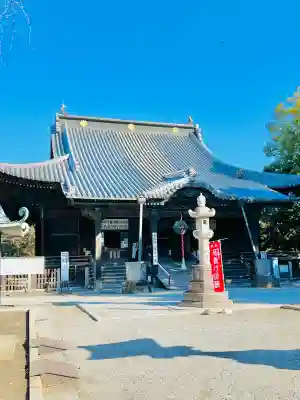 鑁阿寺の{uncategorized: "未分類", other: "その他", undefined: "問題あり", building: "その他建物", grave: "お墓", sacred_gate: "鳥居", guardian: "狛犬", statue: "像", buddha: "仏像", history: "歴史", nature: "自然", garden: "庭園", animal: "動物", pagoda: "塔", temizu: "手水舎", mountain_gate: "山門・神門", sanctuary: "本殿・本堂", subordinate: "末社・摂社", art: "芸術", scenery: "景色", jizo: "地蔵", ema: "絵馬", goshuin: "御朱印", omikuji: "おみくじ", items: "授与品その他", amulet: "お守り", goshuincho: "御朱印帳", eats: "食事", festival: "お祭り", votive_dance: "神楽", shichigosan: "七五三参", wedding: "結婚式", experience: "体験その他", initially: "初詣", around: "周辺", anti_infection: "感染症対策"}