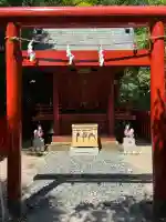 丸山稲荷社(鶴岡八幡宮)の{uncategorized: "未分類", other: "その他", undefined: "問題あり", building: "その他建物", grave: "お墓", sacred_gate: "鳥居", guardian: "狛犬", statue: "像", buddha: "仏像", history: "歴史", nature: "自然", garden: "庭園", animal: "動物", pagoda: "塔", temizu: "手水舎", mountain_gate: "山門・神門", sanctuary: "本殿・本堂", subordinate: "末社・摂社", art: "芸術", scenery: "景色", jizo: "地蔵", ema: "絵馬", goshuin: "御朱印", omikuji: "おみくじ", items: "授与品その他", amulet: "お守り", goshuincho: "御朱印帳", eats: "食事", festival: "お祭り", votive_dance: "神楽", shichigosan: "七五三参", wedding: "結婚式", experience: "体験その他", initially: "初詣", around: "周辺", anti_infection: "感染症対策"}