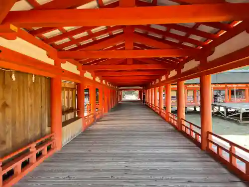 厳島神社の建物その他