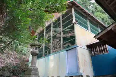 八幡神社（岩窪切岸城址）の本殿・本堂