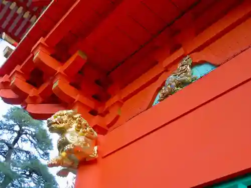 穴八幡宮の芸術