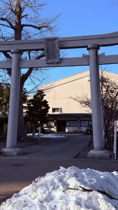 福井神社の{uncategorized: "未分類", other: "その他", undefined: "問題あり", building: "その他建物", grave: "お墓", sacred_gate: "鳥居", guardian: "狛犬", statue: "像", buddha: "仏像", history: "歴史", nature: "自然", garden: "庭園", animal: "動物", pagoda: "塔", temizu: "手水舎", mountain_gate: "山門・神門", sanctuary: "本殿・本堂", subordinate: "末社・摂社", art: "芸術", scenery: "景色", jizo: "地蔵", ema: "絵馬", goshuin: "御朱印", omikuji: "おみくじ", items: "授与品その他", amulet: "お守り", goshuincho: "御朱印帳", eats: "食事", festival: "お祭り", votive_dance: "神楽", shichigosan: "七五三参", wedding: "結婚式", experience: "体験その他", initially: "初詣", around: "周辺", anti_infection: "感染症対策"}