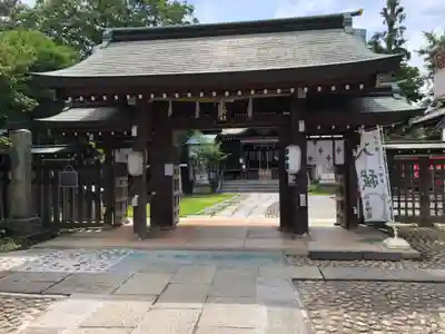 小岩神社の山門・神門