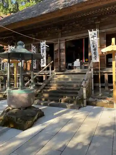 杉本寺の本殿・本堂
