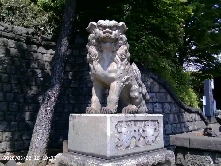 品川神社の{uncategorized: "未分類", other: "その他", undefined: "問題あり", building: "その他建物", grave: "お墓", sacred_gate: "鳥居", guardian: "狛犬", statue: "像", buddha: "仏像", history: "歴史", nature: "自然", garden: "庭園", animal: "動物", pagoda: "塔", temizu: "手水舎", mountain_gate: "山門・神門", sanctuary: "本殿・本堂", subordinate: "末社・摂社", art: "芸術", scenery: "景色", jizo: "地蔵", ema: "絵馬", goshuin: "御朱印", omikuji: "おみくじ", items: "授与品その他", amulet: "お守り", goshuincho: "御朱印帳", eats: "食事", festival: "お祭り", votive_dance: "神楽", shichigosan: "七五三参", wedding: "結婚式", experience: "体験その他", initially: "初詣", around: "周辺", anti_infection: "感染症対策"}