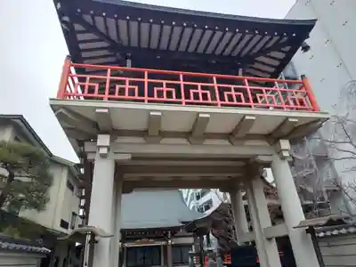 寶藏寺(成田不動尊) の山門・神門