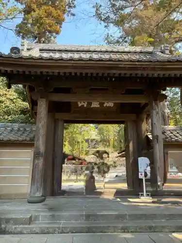 円覚寺の{uncategorized: "未分類", other: "その他", undefined: "問題あり", building: "その他建物", grave: "お墓", sacred_gate: "鳥居", guardian: "狛犬", statue: "像", buddha: "仏像", history: "歴史", nature: "自然", garden: "庭園", animal: "動物", pagoda: "塔", temizu: "手水舎", mountain_gate: "山門・神門", sanctuary: "本殿・本堂", subordinate: "末社・摂社", art: "芸術", scenery: "景色", jizo: "地蔵", ema: "絵馬", goshuin: "御朱印", omikuji: "おみくじ", items: "授与品その他", amulet: "お守り", goshuincho: "御朱印帳", eats: "食事", festival: "お祭り", votive_dance: "神楽", shichigosan: "七五三参", wedding: "結婚式", experience: "体験その他", initially: "初詣", around: "周辺", anti_infection: "感染症対策"}
