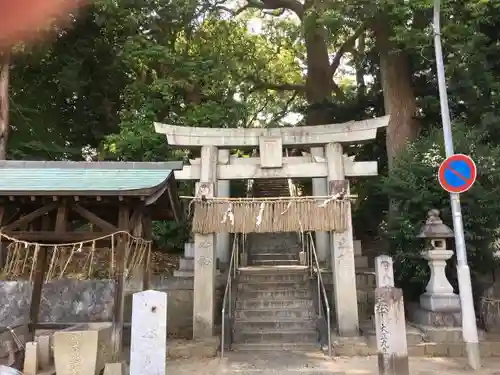 八幡宮の鳥居