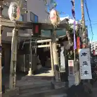 深川稲荷神社の鳥居