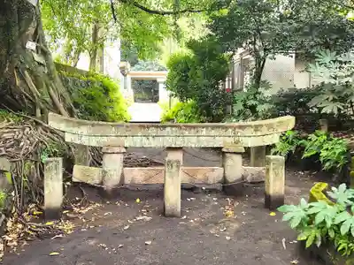 腹五社神社の鳥居