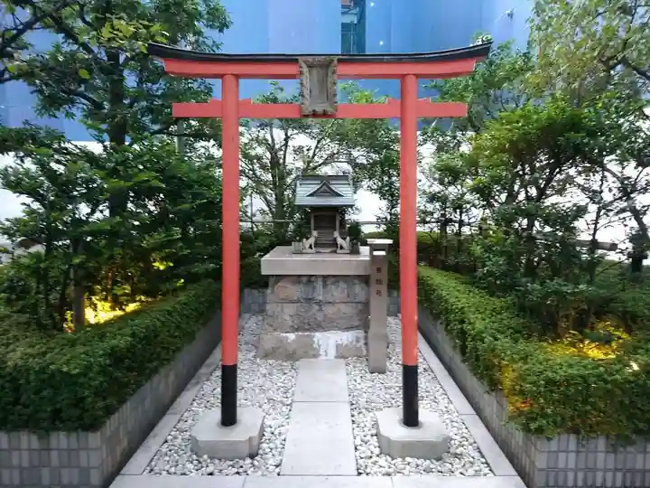 高取稲荷大明神の鳥居