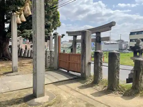 中臣須牟地神社の鳥居