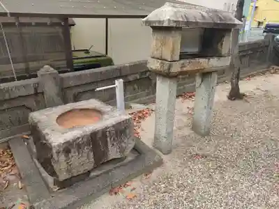 白山社の手水舎