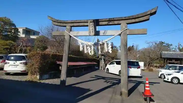 人丸神社(小中町)の鳥居