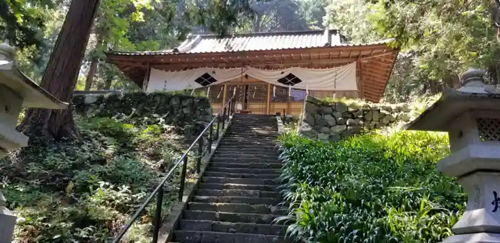 武田八幡宮の山門・神門