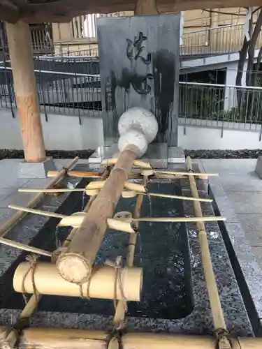 東郷神社の手水舎