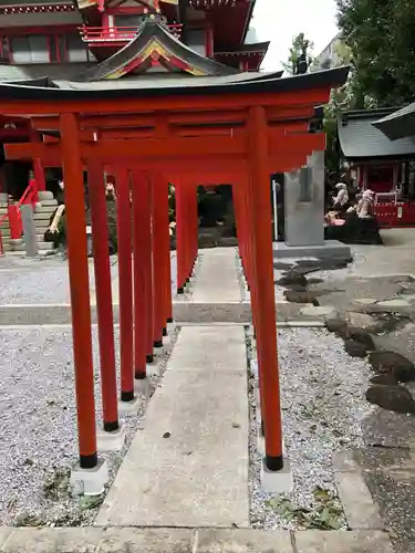 京濱伏見稲荷神社の鳥居