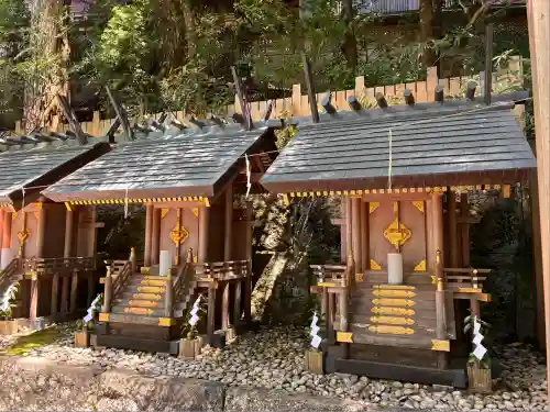 天河大辨財天社の末社・摂社