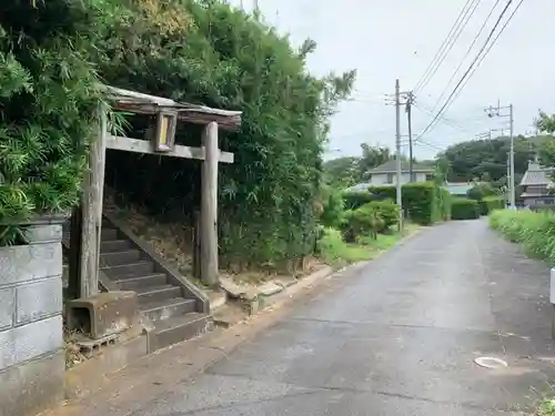 天照子育皇太神宮の鳥居