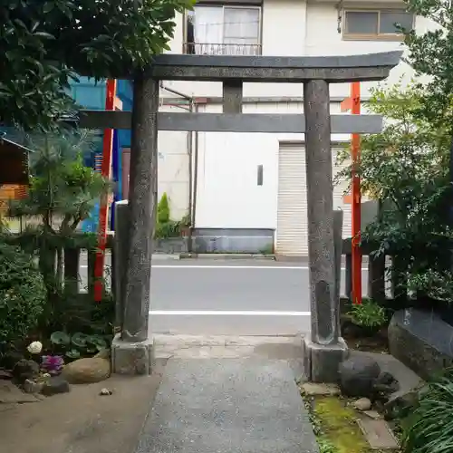 稲荷神社の鳥居