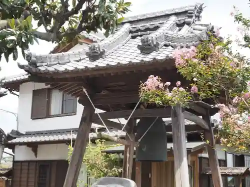 蓮華寺の建物その他