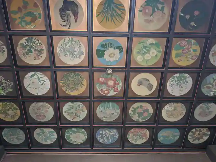 遠州信貴山別院(毘沙門堂)の本殿・本堂