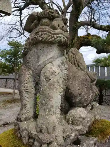 八幡社の狛犬