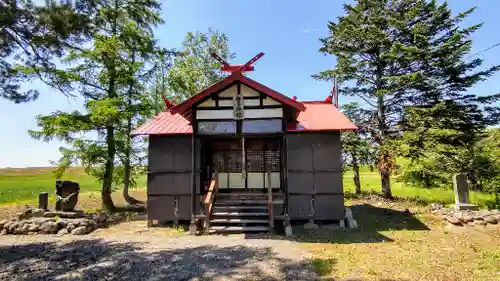 柏台神社の本殿