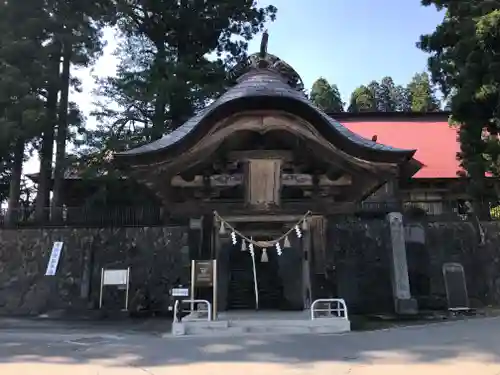 出羽月山湯殿山摂社岩根沢三神社（三山神社）の山門・神門