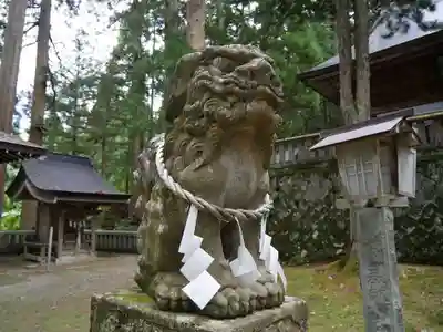 早池峯神社の狛犬