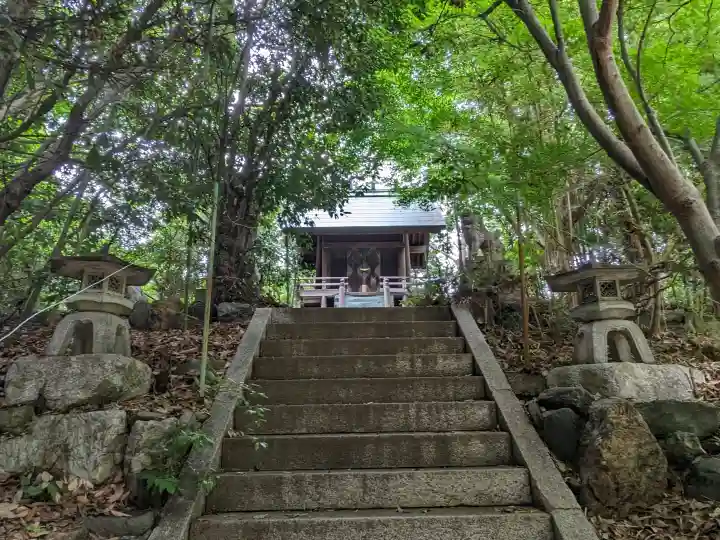 白山神社の{uncategorized: "未分類", other: "その他", undefined: "問題あり", building: "その他建物", grave: "お墓", sacred_gate: "鳥居", guardian: "狛犬", statue: "像", buddha: "仏像", history: "歴史", nature: "自然", garden: "庭園", animal: "動物", pagoda: "塔", temizu: "手水舎", mountain_gate: "山門・神門", sanctuary: "本殿・本堂", subordinate: "末社・摂社", art: "芸術", scenery: "景色", jizo: "地蔵", ema: "絵馬", goshuin: "御朱印", omikuji: "おみくじ", items: "授与品その他", amulet: "お守り", goshuincho: "御朱印帳", eats: "食事", festival: "お祭り", votive_dance: "神楽", shichigosan: "七五三参", wedding: "結婚式", experience: "体験その他", initially: "初詣", around: "周辺", anti_infection: "感染症対策"}