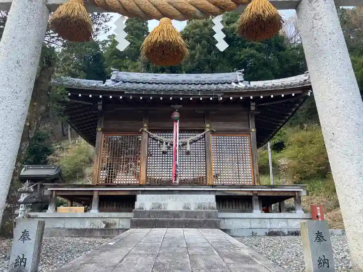 阿加穂神社の本殿・本堂