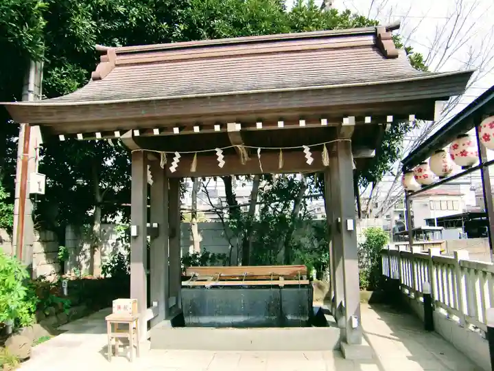 検見川神社の手水舎