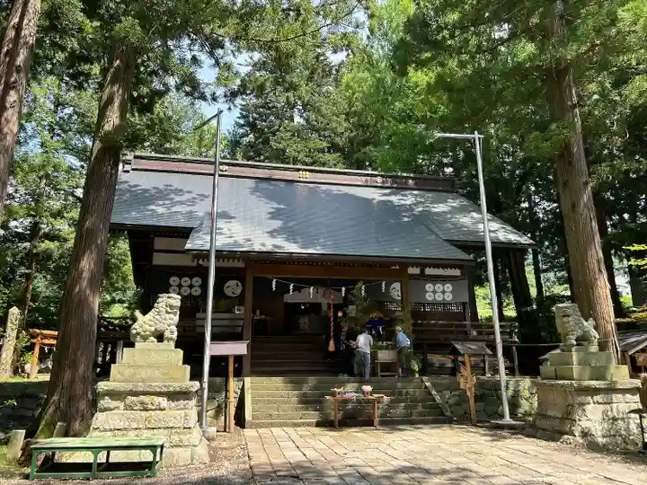 山家神社の本殿・本堂