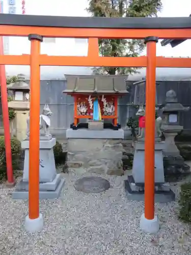 崇道天皇社の末社・摂社