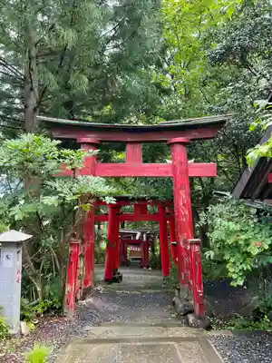 栗川稲荷神社(山形県)